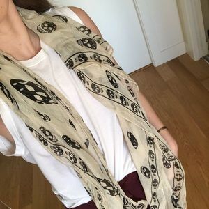 Authentic Alexander McQueen Silk Skull Scarf